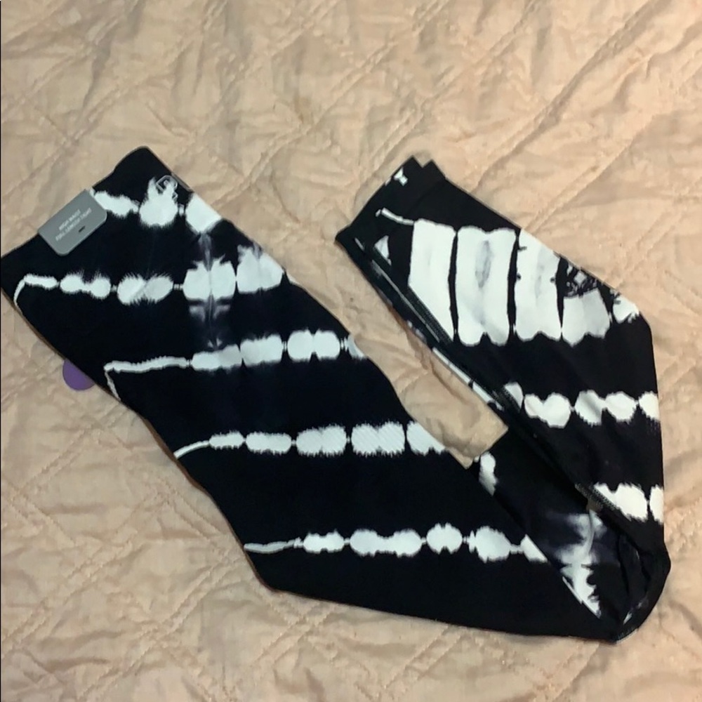 Pink tie dye leggings